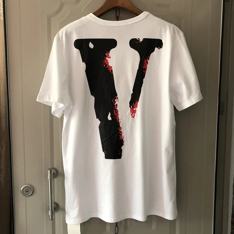 

VLONE 19SS Texas Chainsaw Madman Limited T-shirt Summer Loose Casual Men and Women Couples Short Sleeve