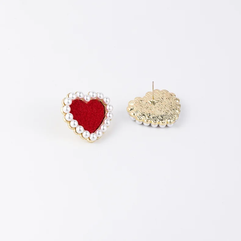 

2020 New Pink Red Suede Small Heart Stud Earrings Fashion Elegant Imitation Pearl Earrings For Women Korean Wedding Ear Jewelry
