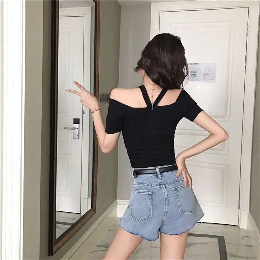 Женская футболка с открытыми плечами Приталенная коротким рукавом и кулиской