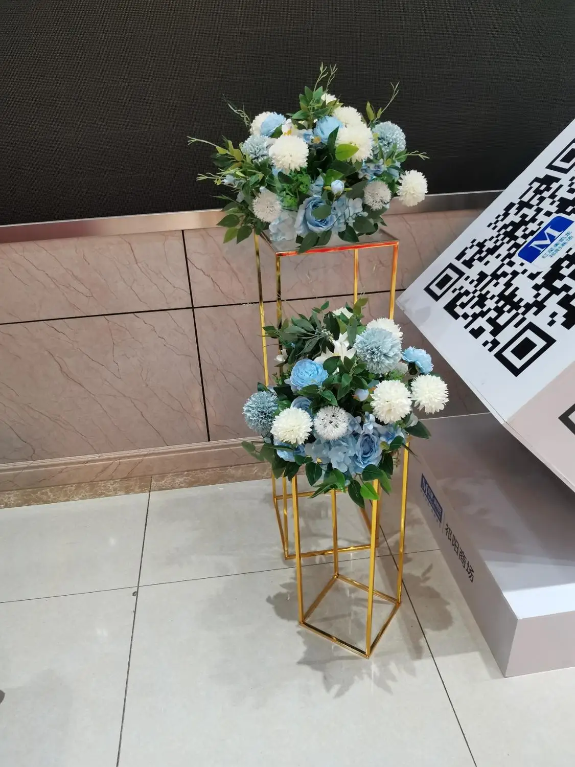 Металлическая настенная подставка с для вазы цветами украшения праздника