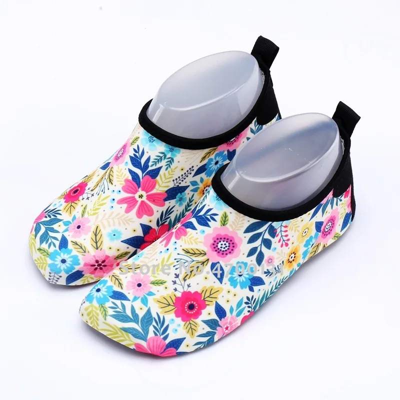 Детские спортивные кроссовки с цветочным рисунком для занятий водными видами