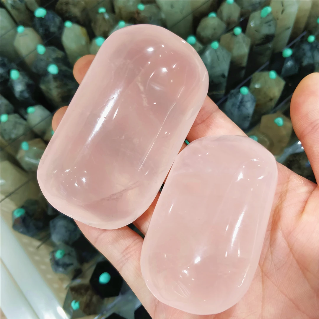 

Мозамбикские розовые кристаллы розовый кварц полированное мыло пальмовый камень массажер для лица украшение рейки кабошоны натуральные д...