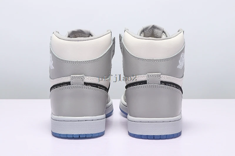 

New Arrival Nike Air Jordan 1 x Dior AJ1 Basketball Shoes Men/Women Classic Basketball Sports Shoes High Sneakers 36-45