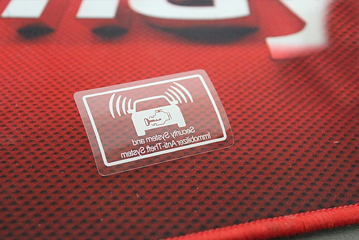 Внутри окна Применение Предупреждение сигнализации Системы не прикасайтесь к