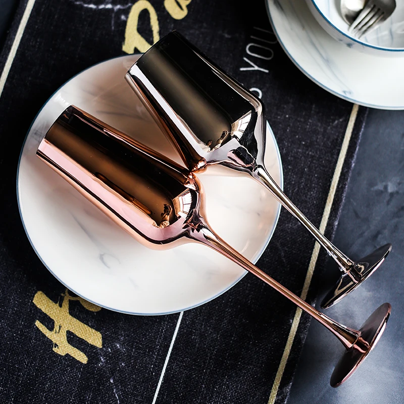 Роскошный винный шкаф Стекло покрытие с ионным напылением из розового золота без