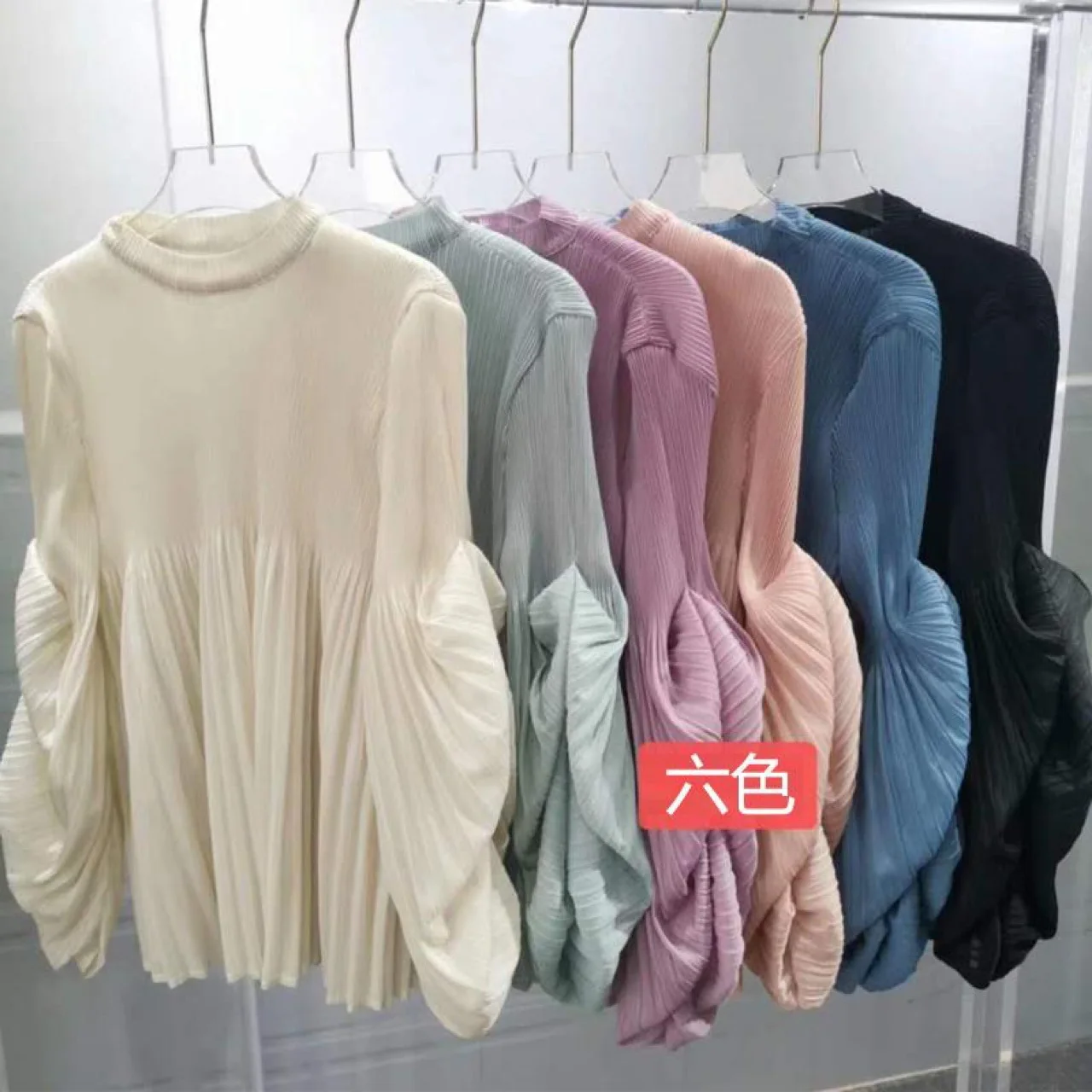 

Women's T-shirts Spring 2020 New Stand Collar Wrist Length Puff Sleeves Solid Color Elastic Miyake Pleated Plus Size Tops Female