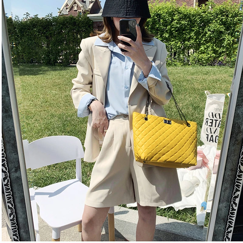 

Shoulder Bag Messenger Bag Lady Bag 2021 New Korean Fashion Casual Diamond Chain Bag Large Capacity Tote Bag Oil Leather Big Bag