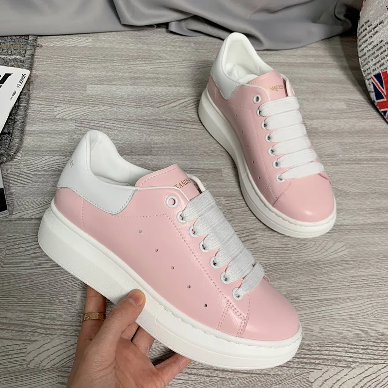 Обувь из натуральной кожи для мужчин и женщин. Кроссовки с толстой подошвой