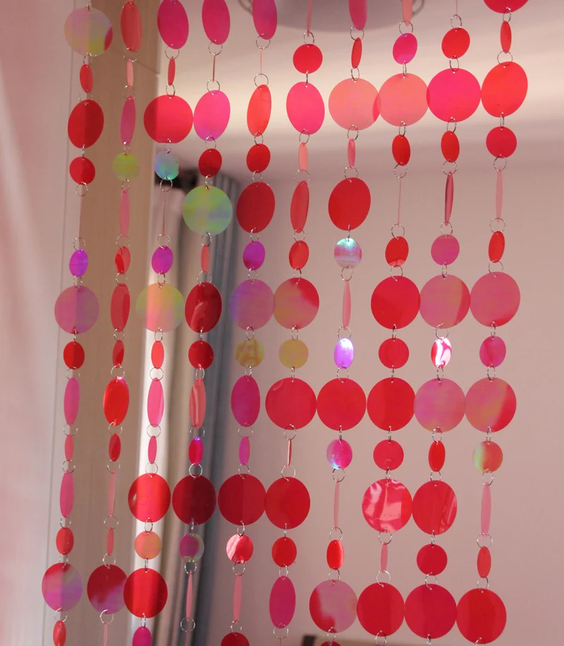 Transparent red plastic Sequin Wedding Decoration Pendant DIY Festive party stage Door Curtain | Дом и сад