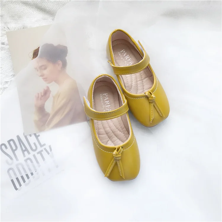 Soft bottom square head shoes for girls kids princess shoes spring and autumn Korean children bean shoes baby casual shoes