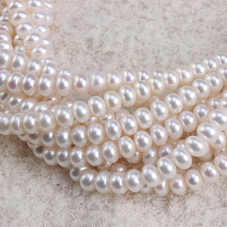 

Freshwater Pearl Strands Necklace Round Shape with Size 9-10mm Perfect Luster for Jewelry DIY Loose Pearls Necklaces