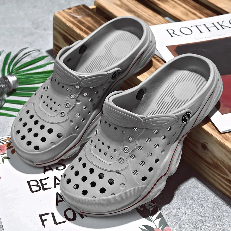 

New summer hot men's beach shoes, soft, comfortable and fashionable sandals, outdoor non-slip casual shoes