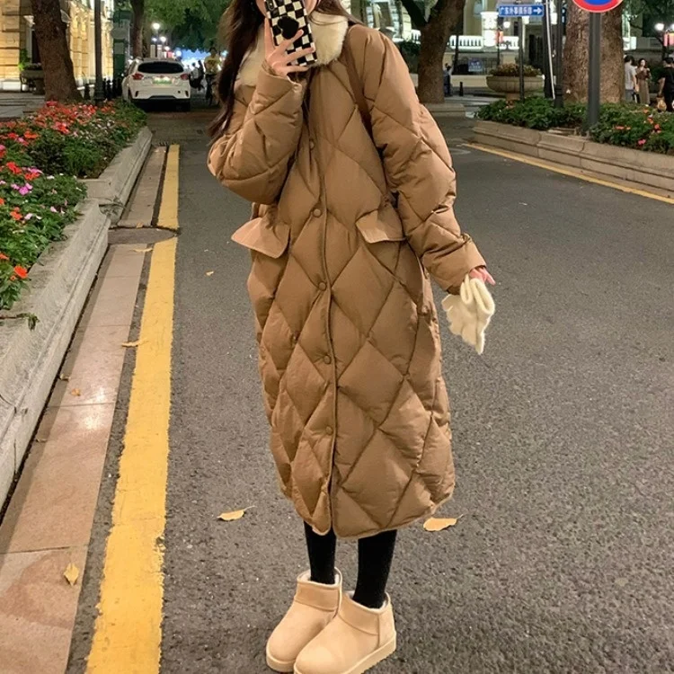 

Женское зимнее пальто средней и длины, утепленное хлопковое пальто до колен с шерстяным воротником, модель C1156, 2021