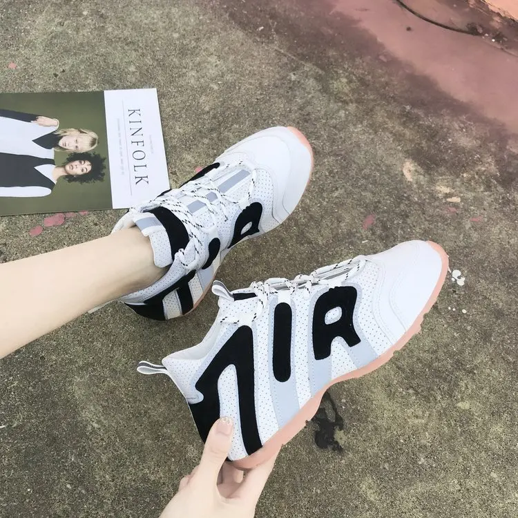 Рисунок 2 - Новинка; Женская спортивная обувь