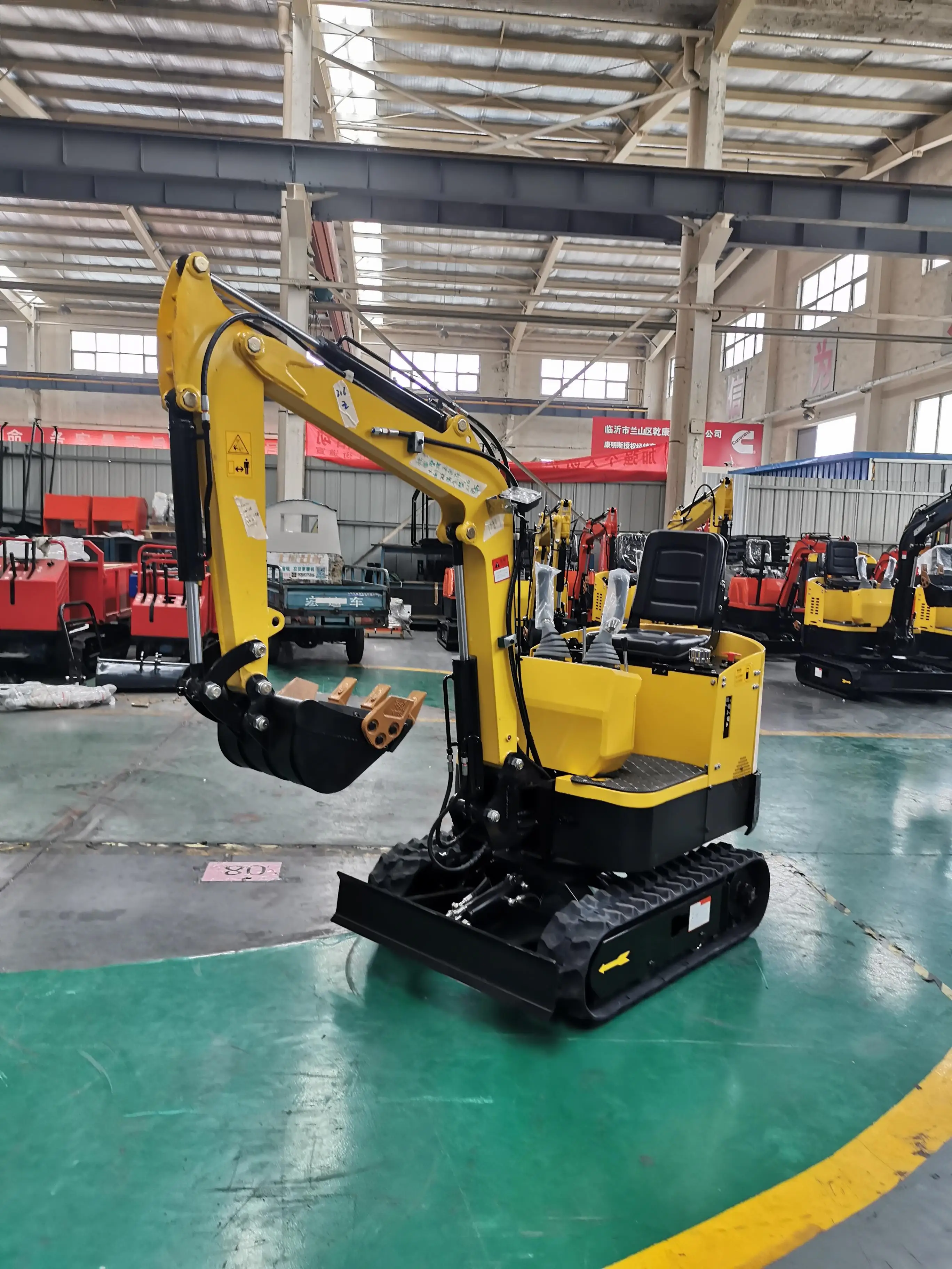 

1 ton 2 ton 1.5 ton hydraulic mini excavator for sale Europe with CE AW15 AW20 AW16 AW17