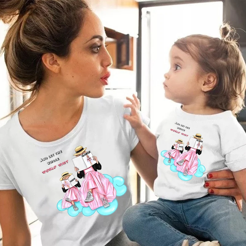 

Хлопковые футболки, одинаковые наряды для всей семьи, модная футболка с надписью LET THE весь мир, Одинаковая одежда для мамы и дочки