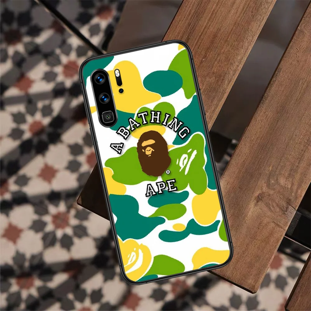 

Fashion Sports Brand Bape Phone Case For HUAWEI P 10 20 30 40 Lite Pro Smart Plus Z 2019 Nova 5T 7i black Cell Painting Funda