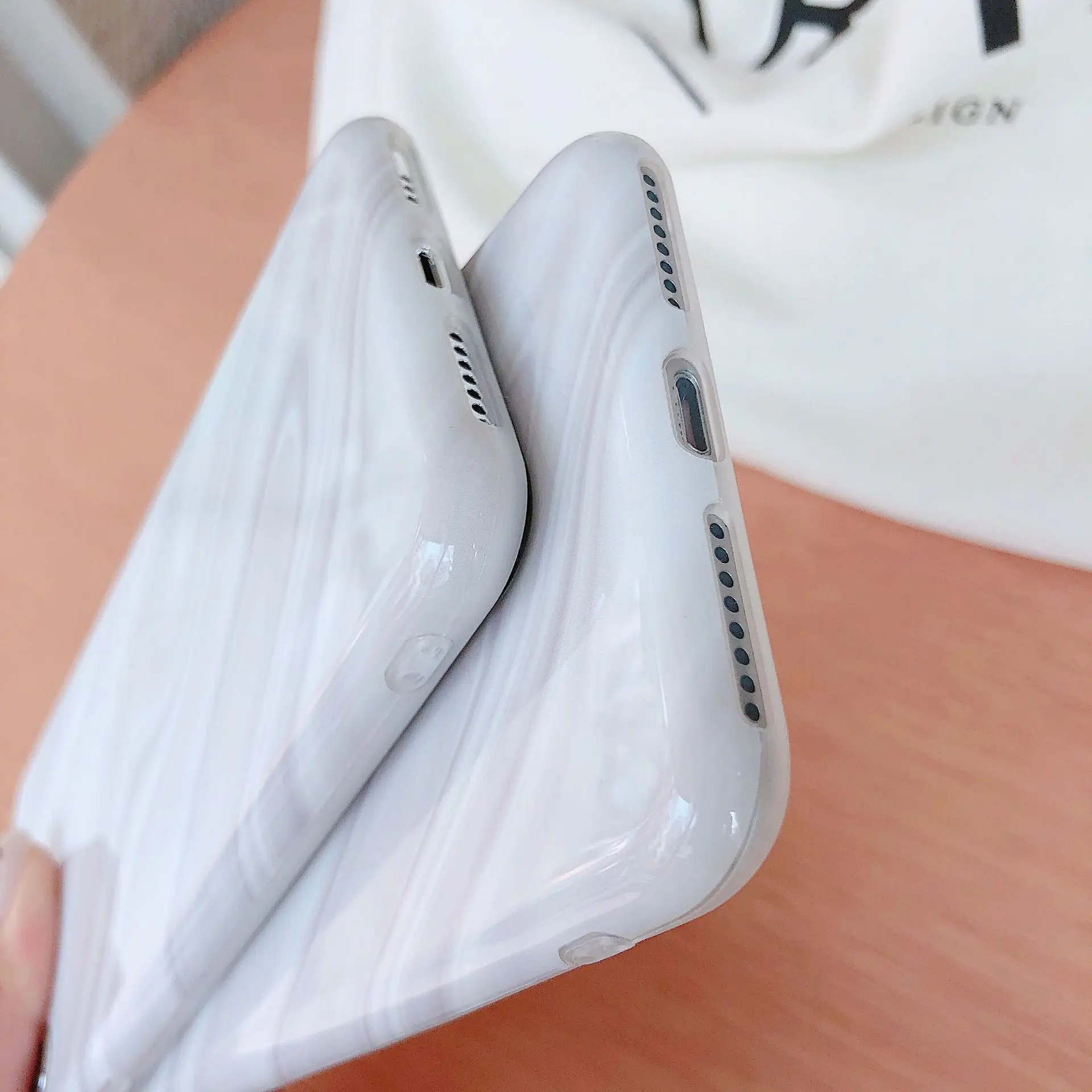 

Cool Minimalist White Mobile Phone Shell iPhone 7 Case iPhone X Case