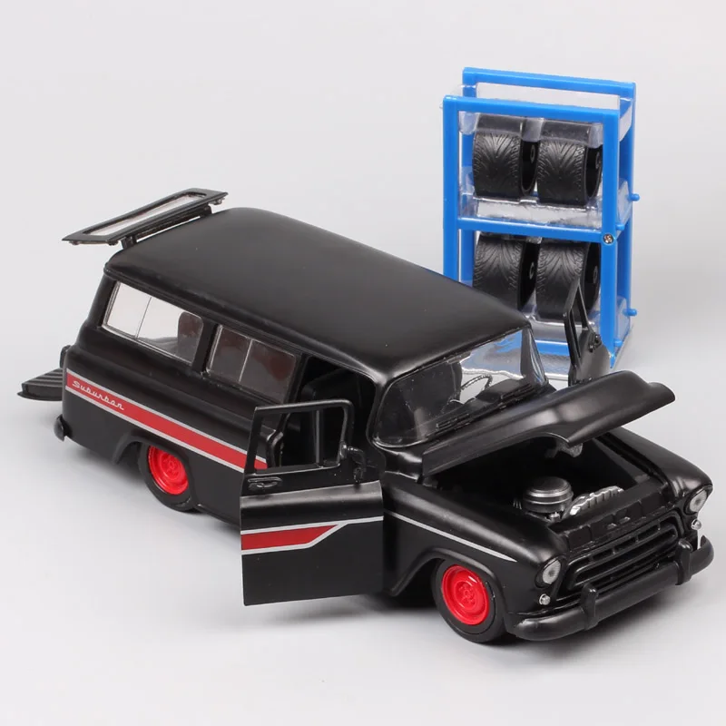 1/24 Jada Bigtime классика GM 1957 Шевроле SUV спортивные Diecasts автомобили металлические модели весы игрушки Бесплатные Шины