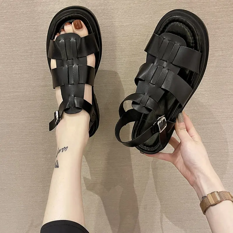

2021 Summer Outdoor Beach Chunky Sandals Women Leather Sport Platform sandals women summer new fashion women's sandals