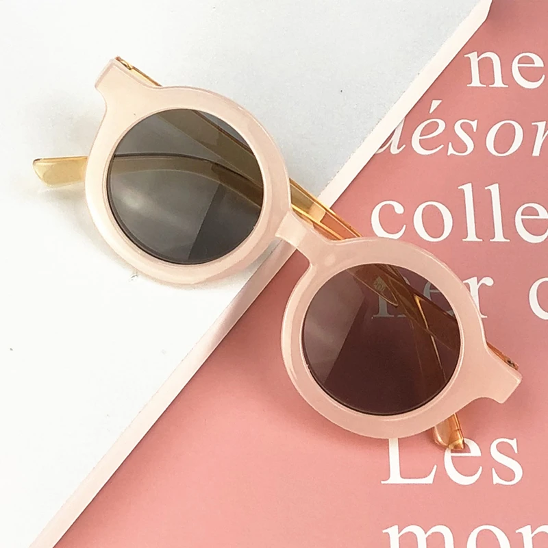 Детские солнцезащитные очки для мальчиков и девочек классные UV400 детские пляжные