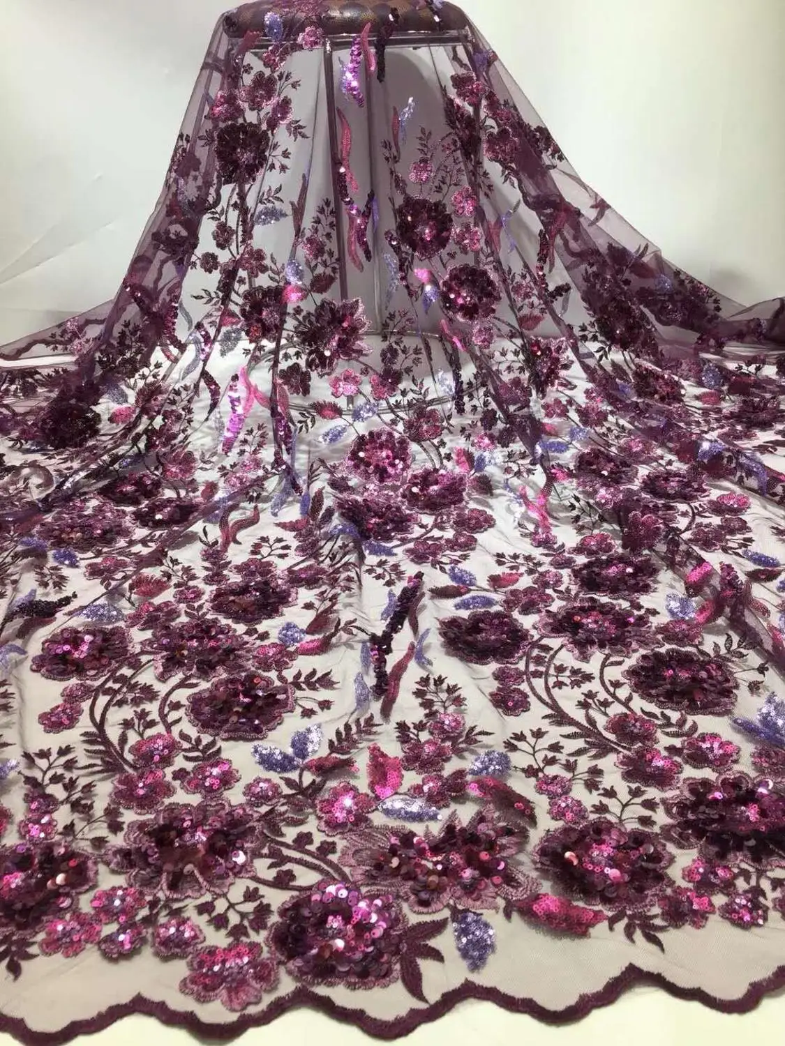 

Gold Nigerian Lace Fabrics 2020 High Quality Embroidery French Tulle Lace Material With Sequins For Wedding Dress