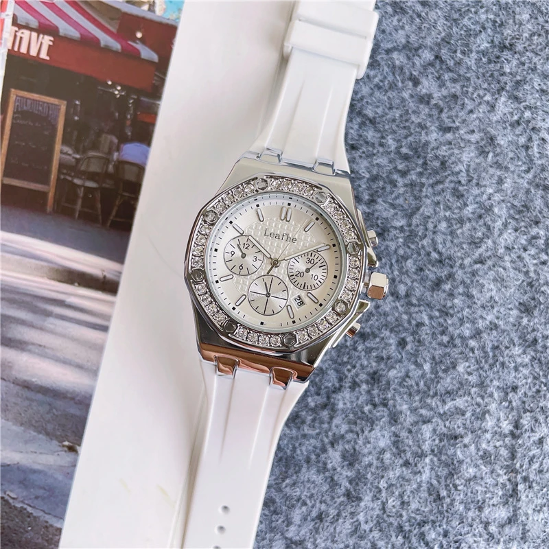 

New Fashion Diamond Women's Watch Rubber Strap Stainless Steel Dial Quartz Watches 38mm