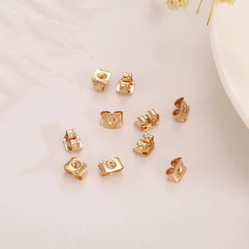 Набор сережек серьги-гвоздики с задней пробкой компоненты в виде бабочек