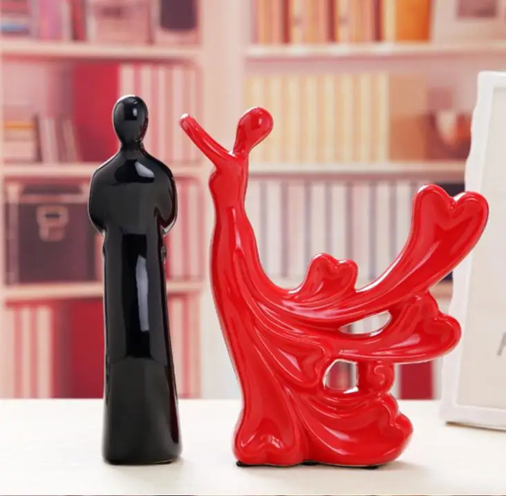 Статуэтка для влюбленных обнимающих пар свадебный подарок винный шкаф гостиная