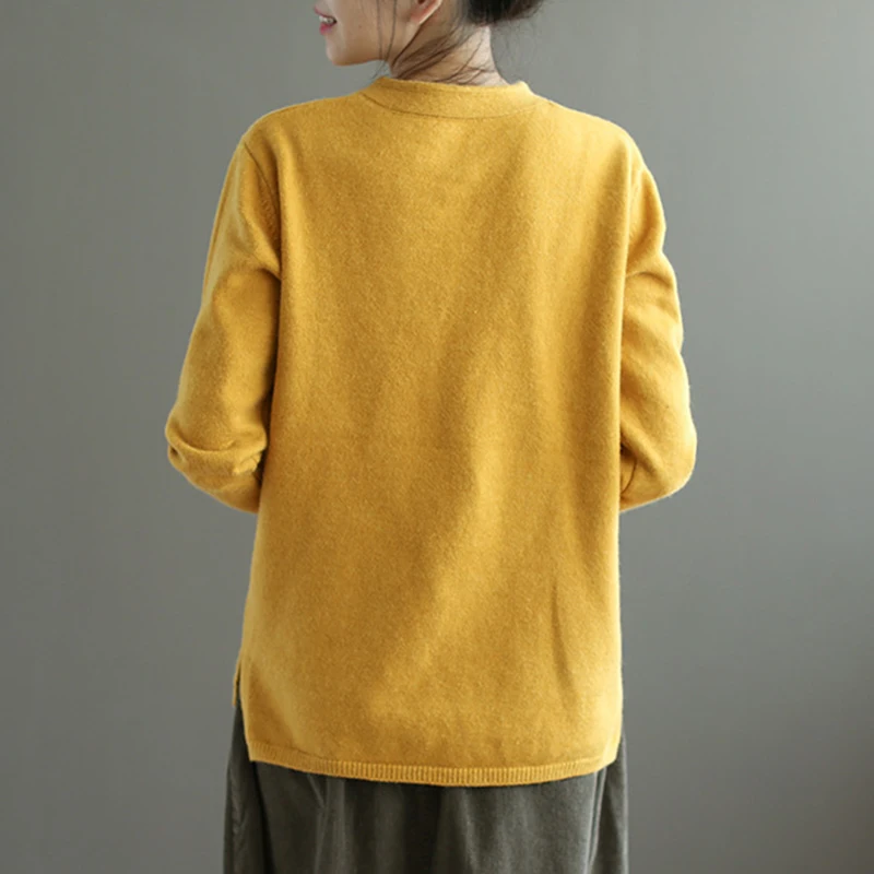 Женский вязаный свитер Johnature свободный с длинными рукавами и вышивкой в