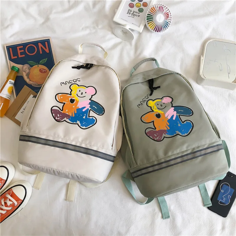 

2020 New Graffiti Bear Cute Schoolbag Nylon Female Travel Daypack Laptop Backpack Feminina School Casual Rucksack Women Bag