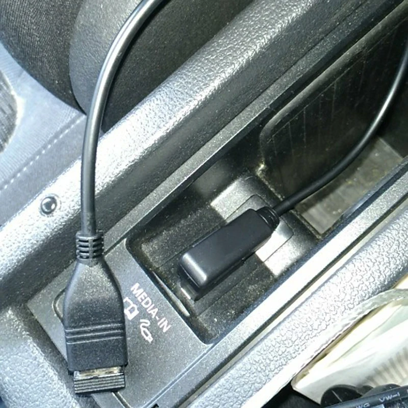 Автомобильный медиа интерфейс MDI in USB MP3 кабель адаптер AUX для VW Golf Passat Tiguan Touran Caddy Eos
