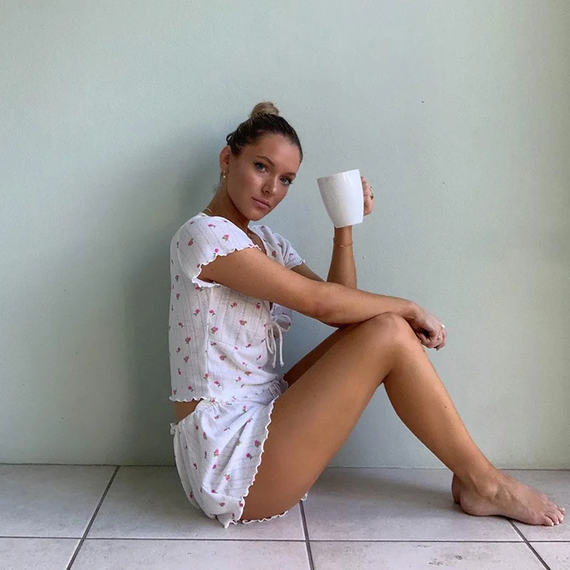 Комплект одежды ArtSu женский из 2 предметов свободный топ и шорты в стиле бохо