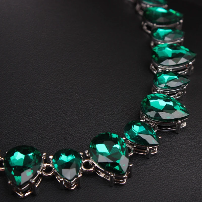 Ожерелье с зеленым камнем в форме капли воды эффектные ожерелья-чокер цепочка