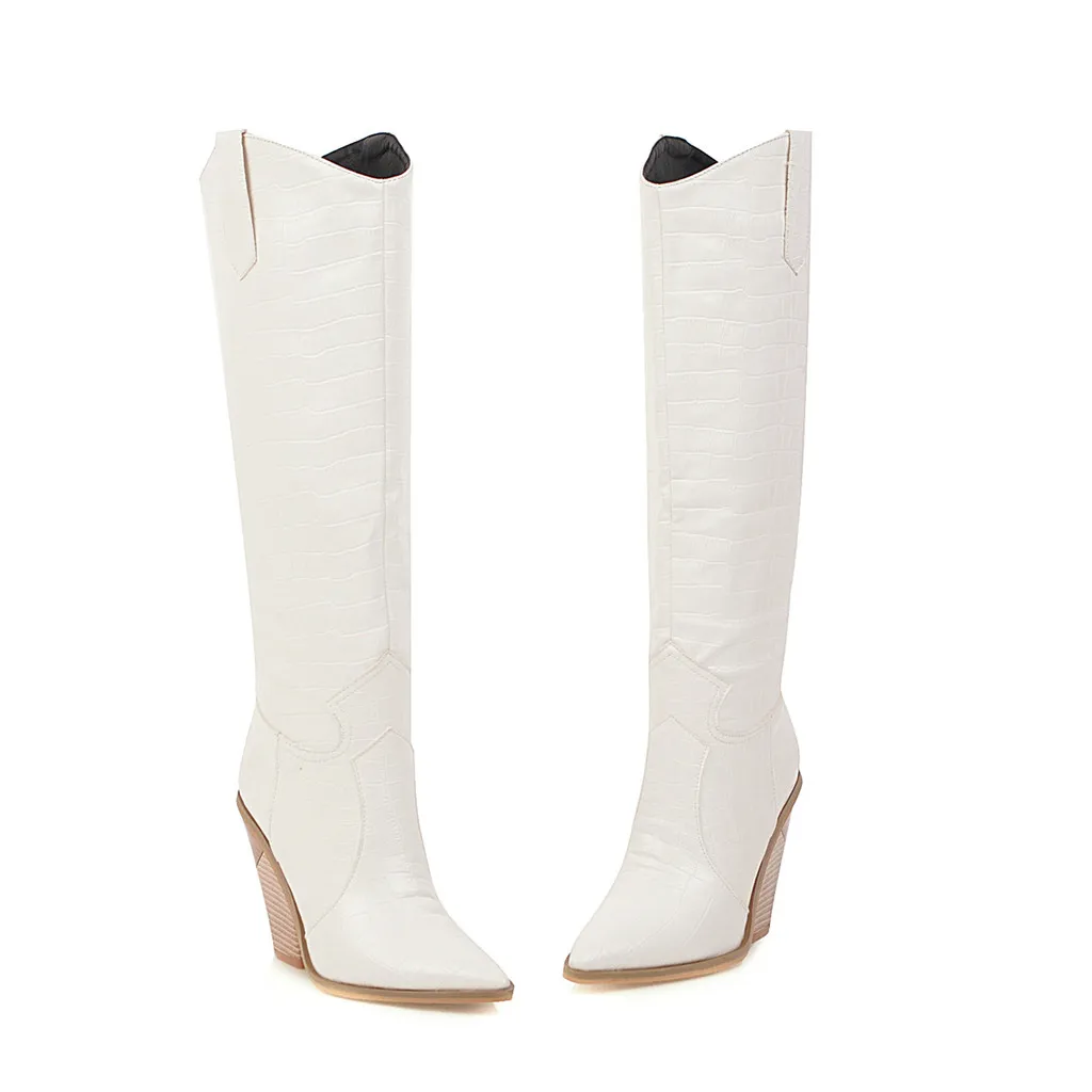 Зимние сапоги в западном стиле с вышивкой; Женские высокие сапоги до колена; модные кожаные мотоботы с острым носком; Ботинки для женщин