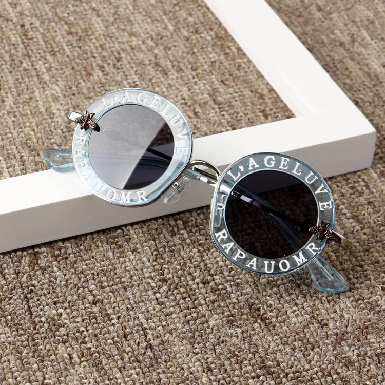 Новые детские солнцезащитные очки для мальчиков и девочек однотонные с надписью