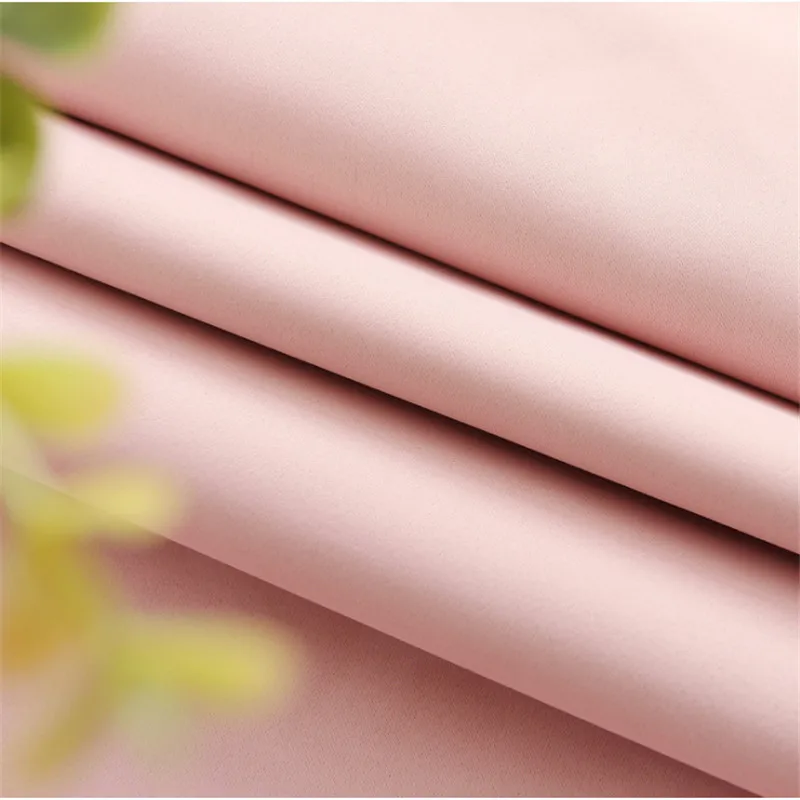 Розовые цветочные шторы с вышивкой затемняющие для гостиной пасторальные