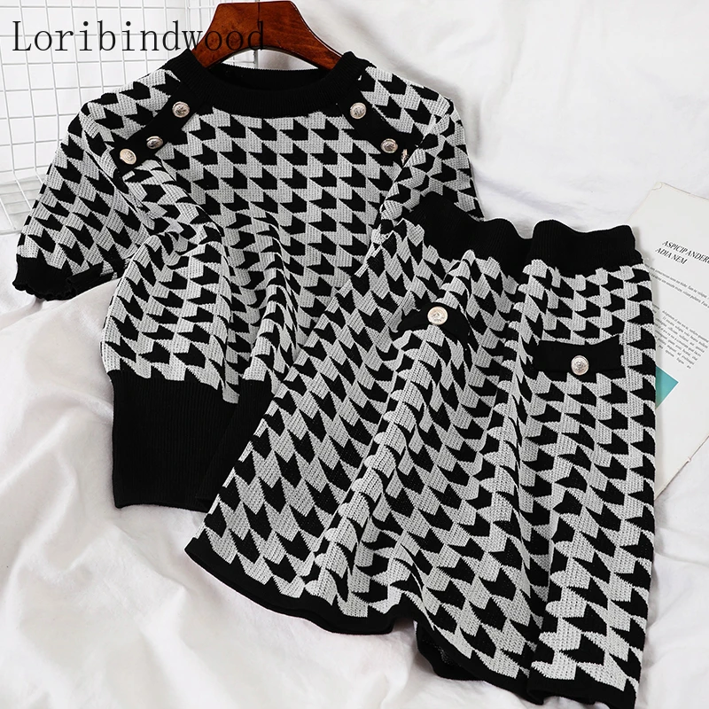 Женский трикотажный костюм из 2 предметов элегантный вязаный свитер с коротким