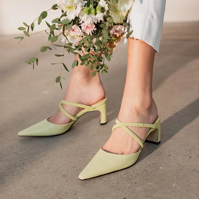 

ISNOMS Women Genuine Leather Slippers Cross Tied Pointed Toe Thick High Heels Shoes Ladies Casual Slip On Shoes 2021 New