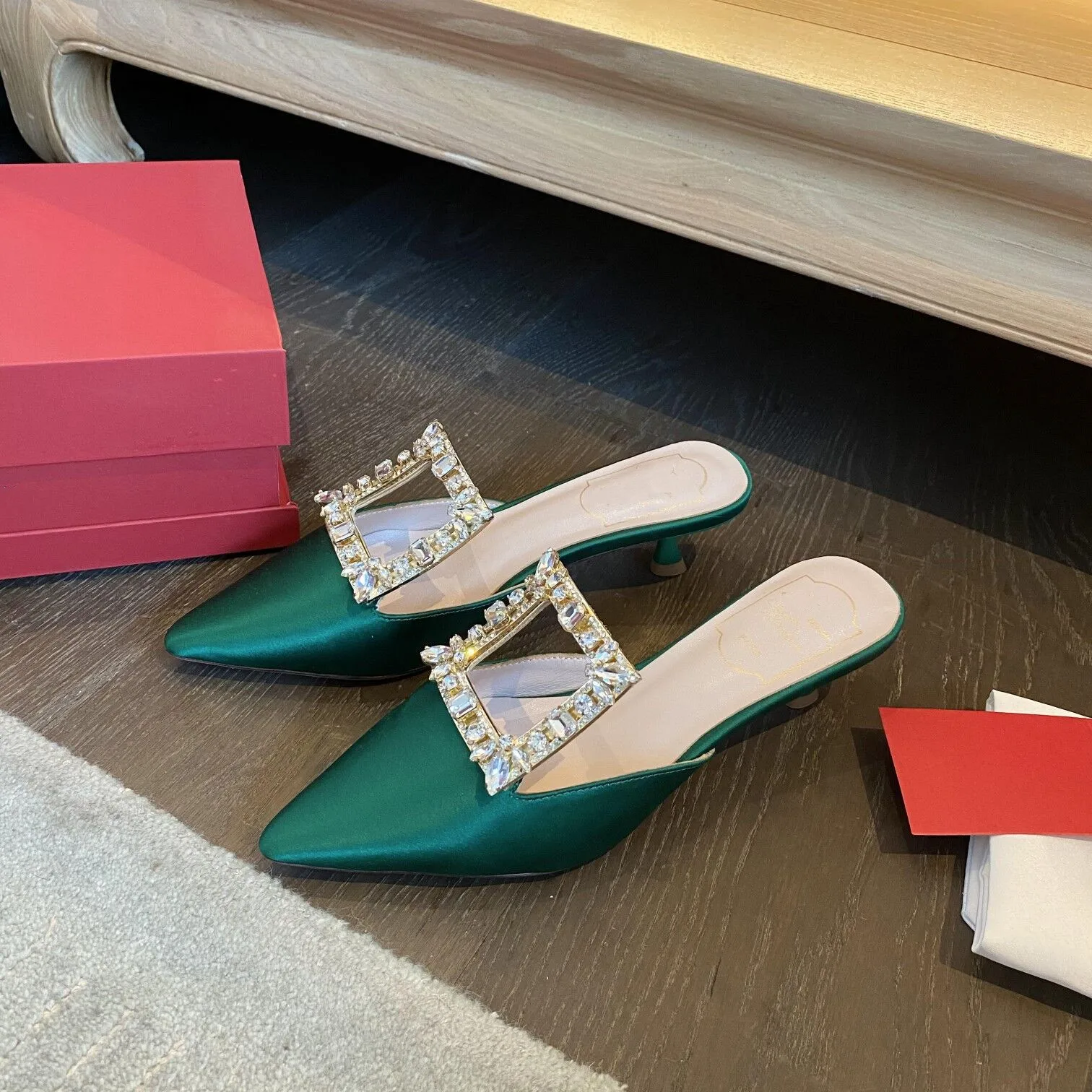 

Summer New Luxury Rhinestone Pointed Toe Lazy High-heeled Muller Shoes Low-heeled Square Buckle Temperament Half Slippers