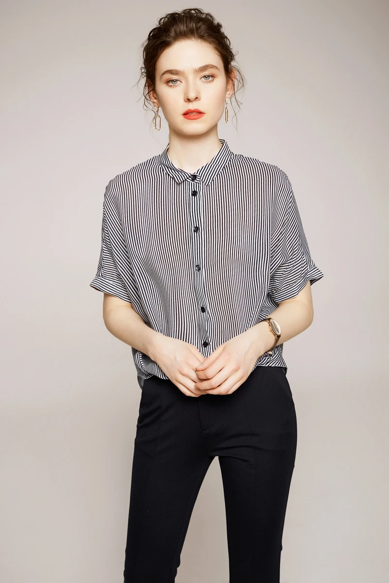 Женская рубашка из 100% шелка с отложным воротником и короткими рукавами в полоску