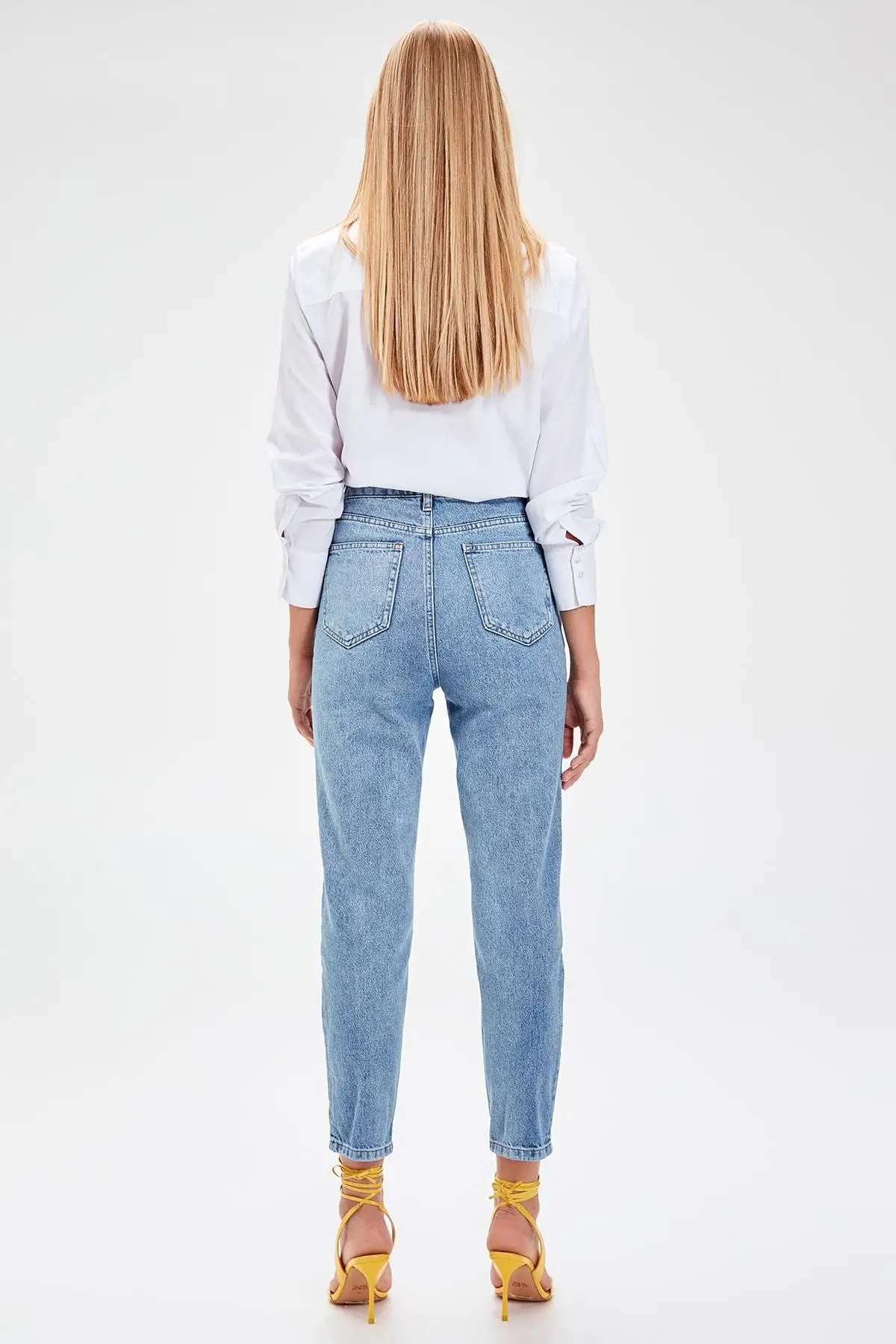 Trendyol джинсы цвета индиго с эффектом потертости и высокой полноты TWOAW20JE0039| |