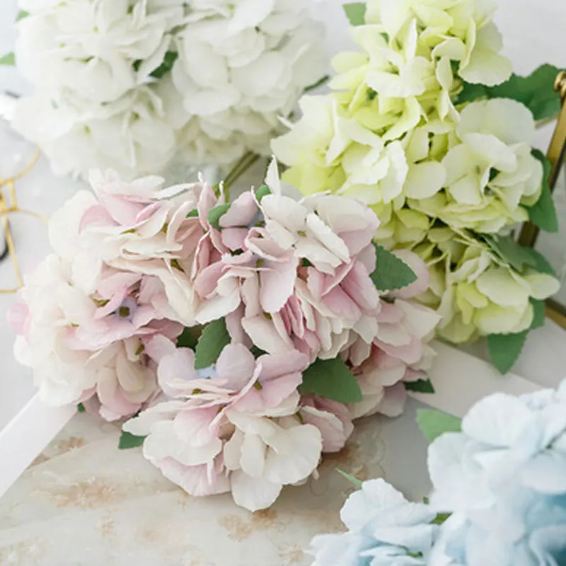 

Реалистичный букет искусственных цветов гортензии, 6 ветвей, 8 цветов