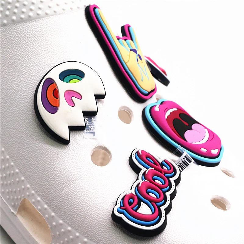 Original Rock Style Shoe Charms Cool Mask Scream Mouth corna PVC Shoe Decoration Accessories for Croc jibz Party Kid's Gifts