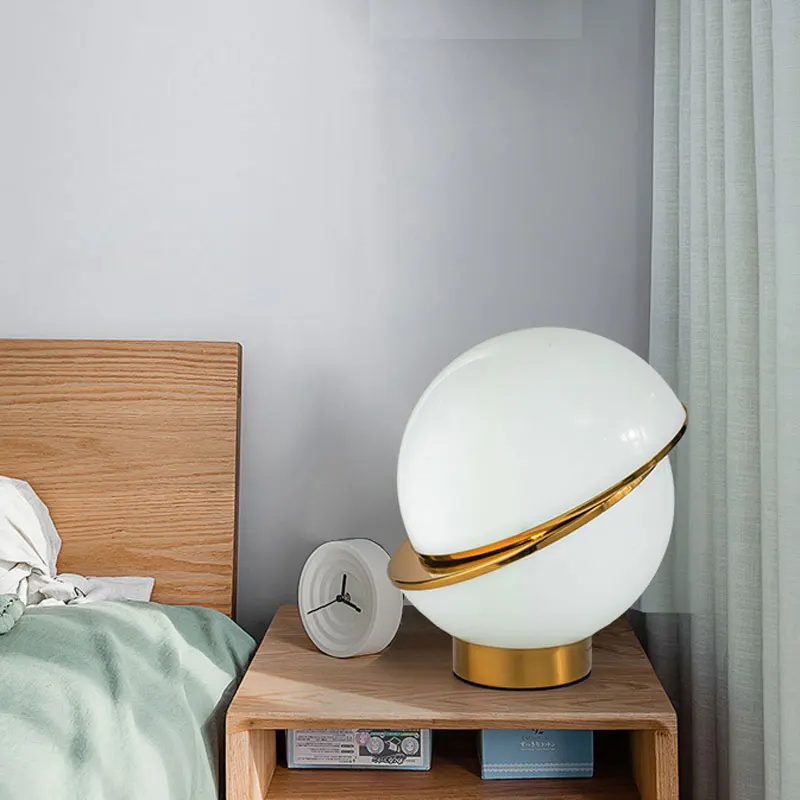 

Прикроватная лампа в скандинавском стиле для спальни, кабинета, круглая Настольная лампа с шариками, современная настольная лампа с одной г...
