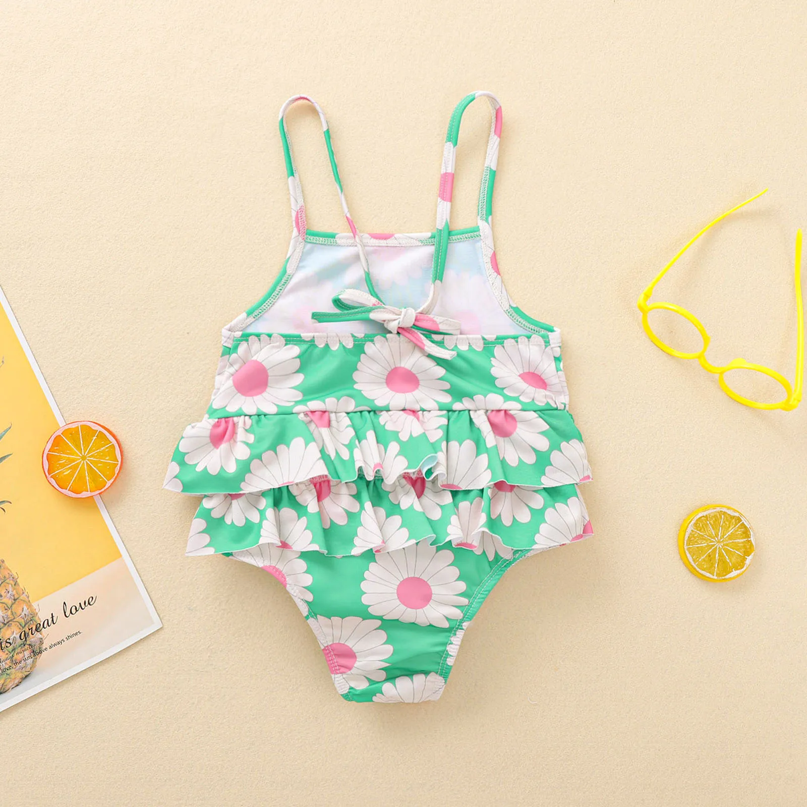 Плавательный купальник без рукавов с рюшами в цветочном принте для маленьких девочек от 1 до 6 лет, подходит для отпуска и пляжного купания.