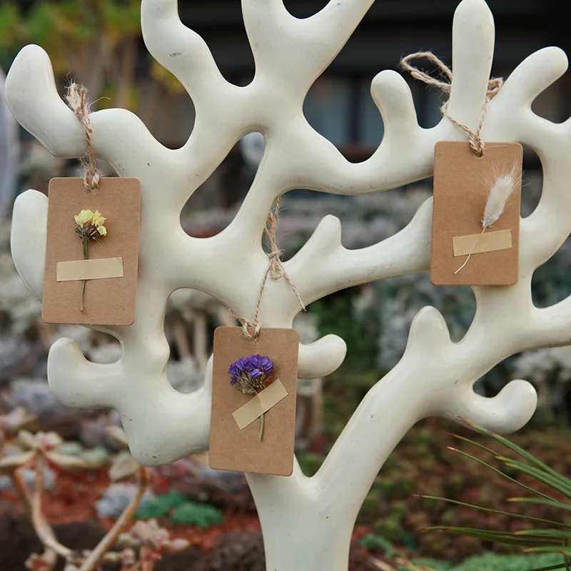 

10PCS New year hangtag greeting card hand baked gift packaging label simple real flower dry flower kraft paper hangtag