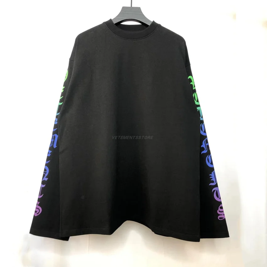

Tops & Tees