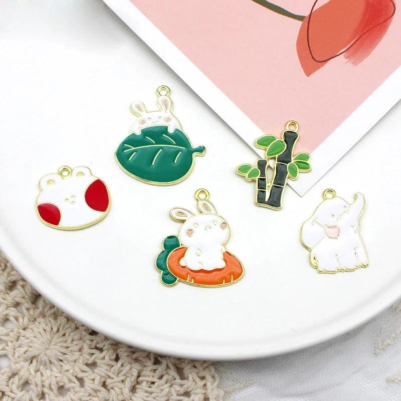 

10PCS Alloy Dripping Oil Jewelry Accessories Cartoon Carrot Bunny Animal Pendant DIY Handmade Products Earrings Charm