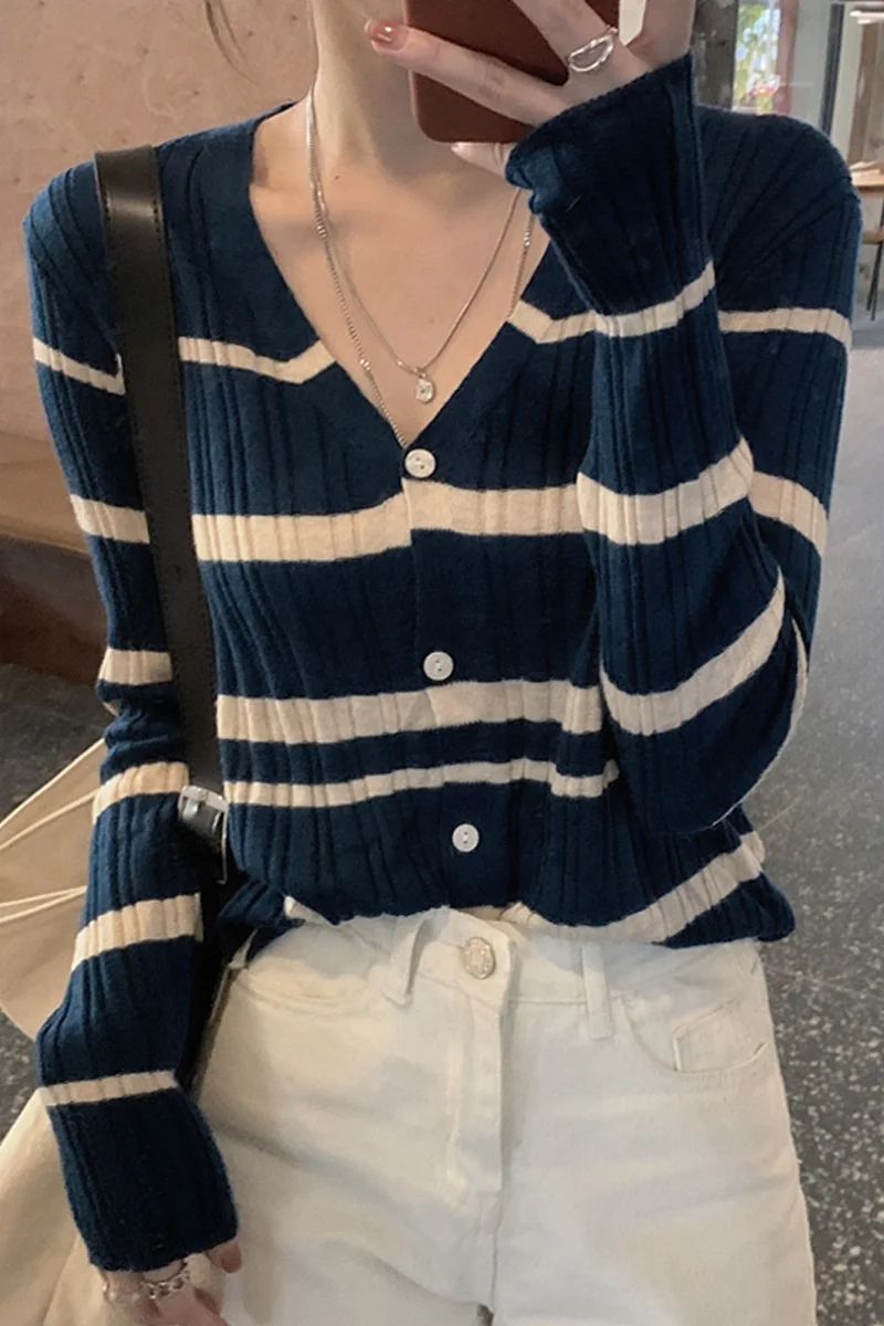 Женская трикотажная одежда в полоску весенне-осенний тонкий маленький кардиган